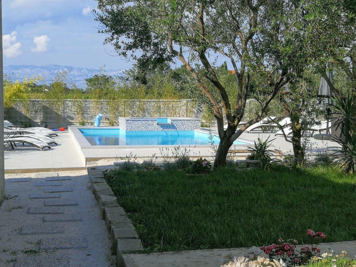 Villa Flora Maris Apartments Privlaka  Ngoại thất bức ảnh